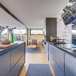 Villa Cacahuete Izon